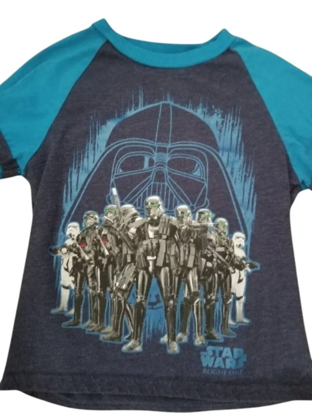 Lot of Short Sleeved Tops OSH KOSH Baseball STAR WARS Storm Troopers Size 4-5